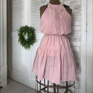 Beautiful blush pink dress perfect for summer